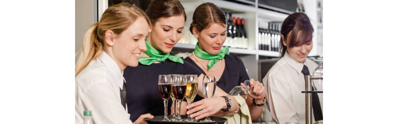 Abwechslungsreicher Teilzeitjob als Servicekraft oder (Host)ess auf spannenden Events sowie in den exklusivsten Hotels und Restaurants in München!