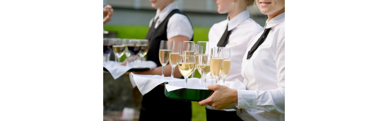  Serviceaushilfe bei den besten Events in Köln 